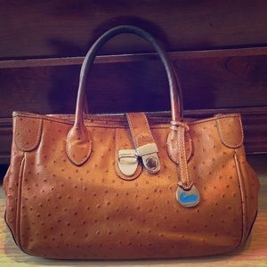 Dooney & Bourke